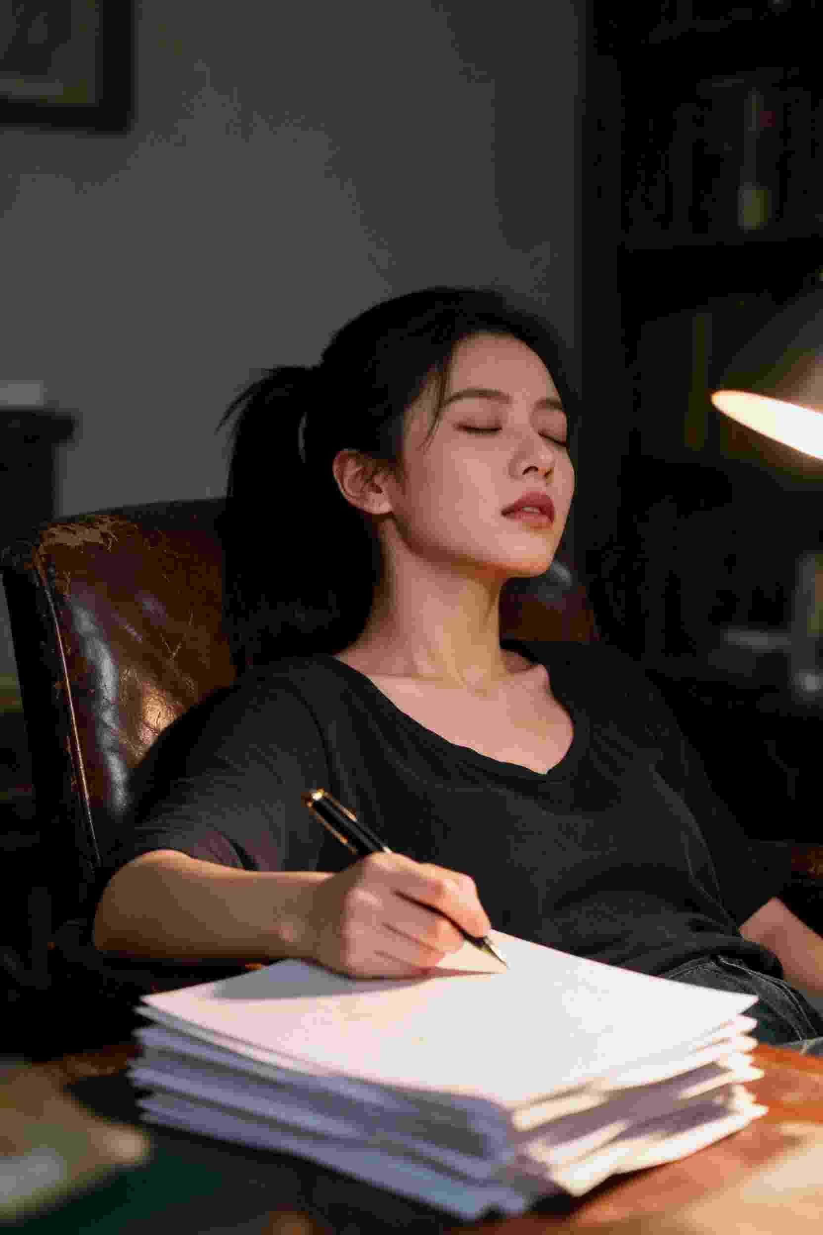 深渊秘约